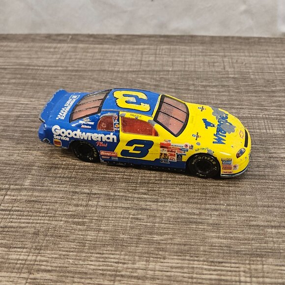 Dale Earnhardt Sr #3 1999 Jeep Wrangler Jeans Race Car - ITEM #3090 - Picture 3 of 6